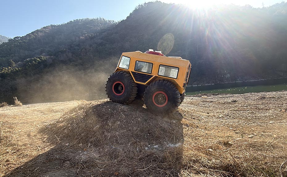 4x4 Fully Sealed Body Wheeled All-Terrain Vehicle